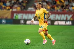 蓉城队门将定海神针，中超神扑助蓉城领跑积分榜