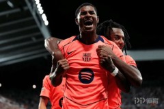 欧洲豪门对决：曼城与巴黎的战术博弈与背后故事